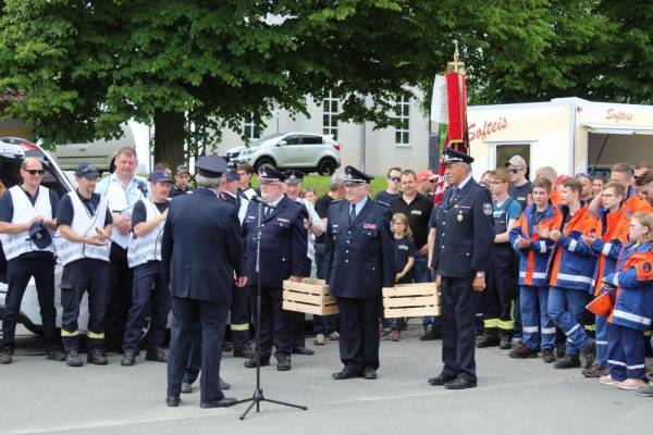 Unser Vorsitzender dankt allen Helfern_20190531081051_IMG_0766.JPG