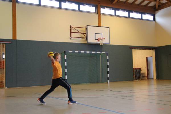 Völkerballturnier in der Mehrzweckhalle Kamsdorf 2022_IMG_0359.JPG